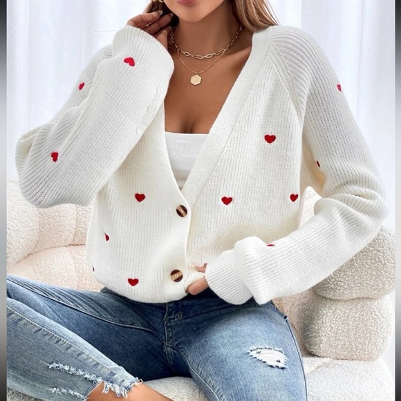 Sportswear White Knitted Ace Of Hearts Cardigan Cozy Beige Hearts